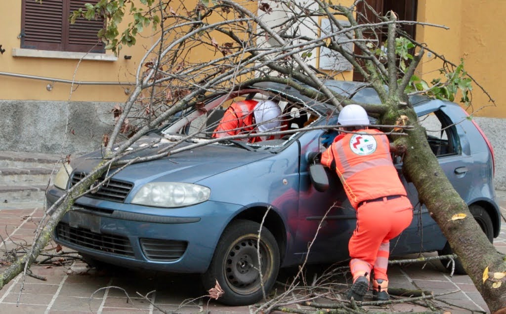 Esercitazione Protezione Civile Vignate soccorso auto